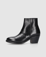 Unique 682 - Black