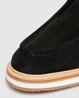 Lucerne Plain V - Black