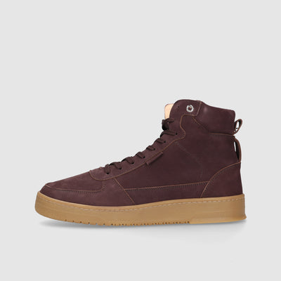 Sustainable sneakers for men