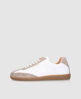Unique 623 - White