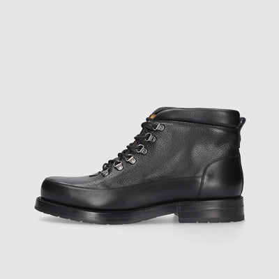 Heinrich Dinkelacker: Luxurious men's shoes
