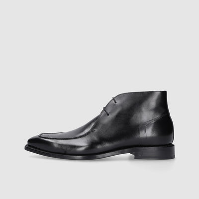 Country boots for men