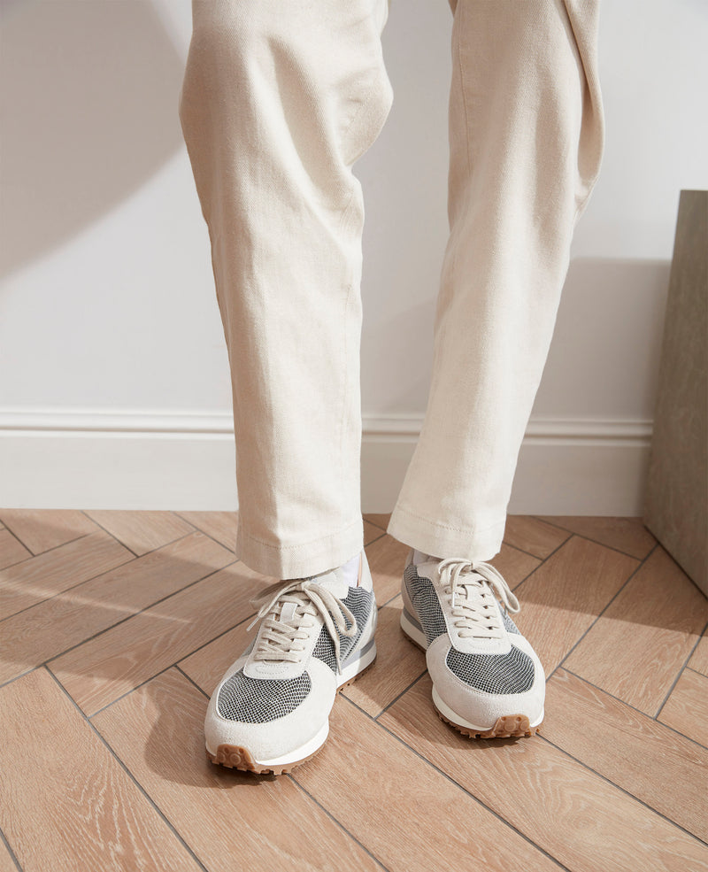 Travis R2 - Gray