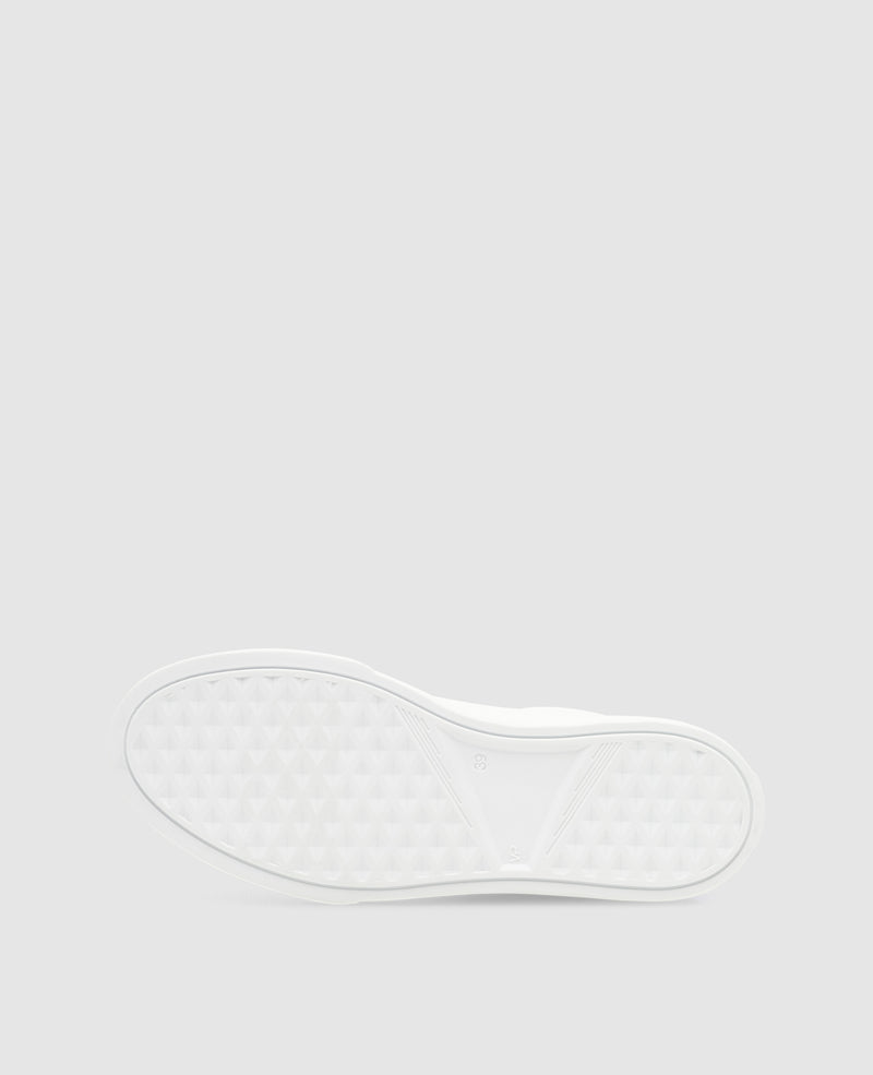Travis S1 - White