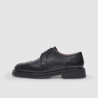 Text: Ladies' dance shoes
