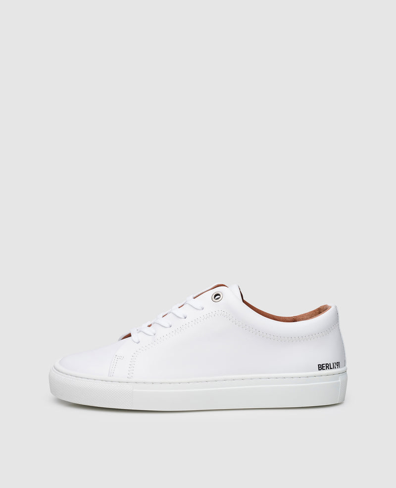 No. 26 WS - White